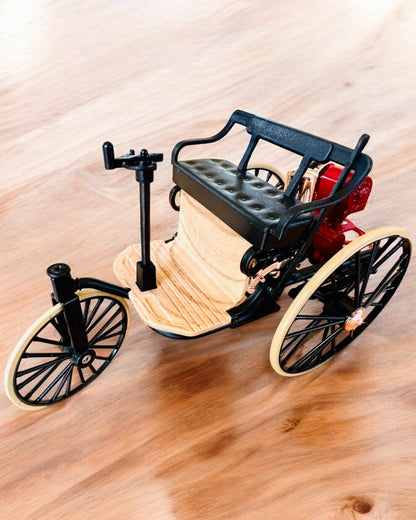 Retro Tříkolka Benz Patent-Motorwagen - Model sběratelský, personalizace gravírováním na dárek