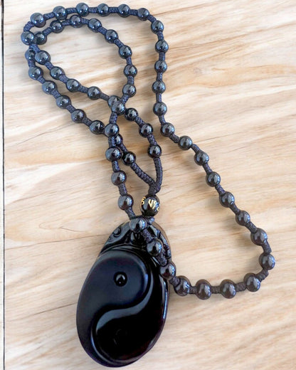 Obsidianový amulet Yin Yang s gravírováním - Harmonie a ochrana, personalizace gravírováním na dárek