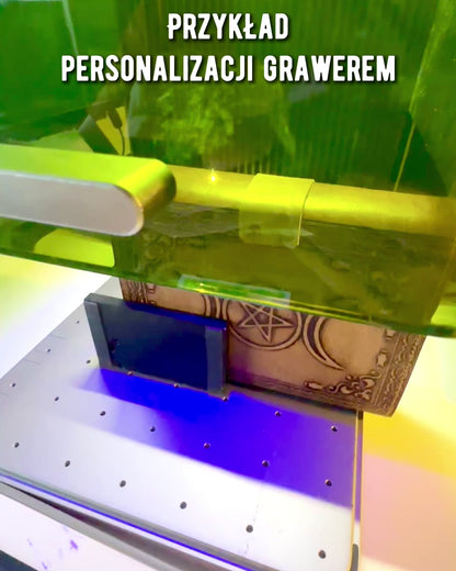 Premium Deník, Antický vzor, Kožený zápisník "Magická Kronika" 200 stran, 2 varianty k výběru, možnost personalizace gravírováním